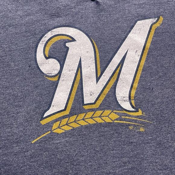 Milwaukee Brewers Women’s Large V-Neck T-Shirt Blue Short Sleeve MLB Baseball - Picture 5 of 8